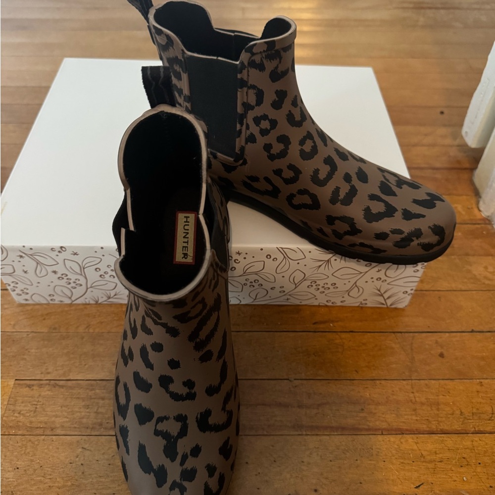 Hunter Women's Leopard Print Ankle Boots - Black and Brown
